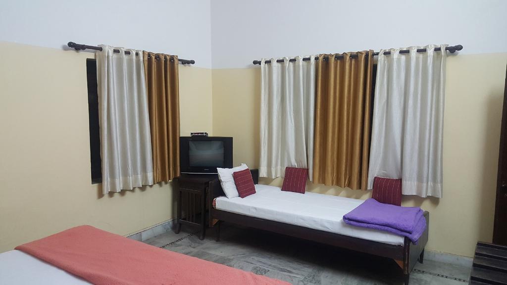 Amraai Homestay Rishikesh Exterior photo