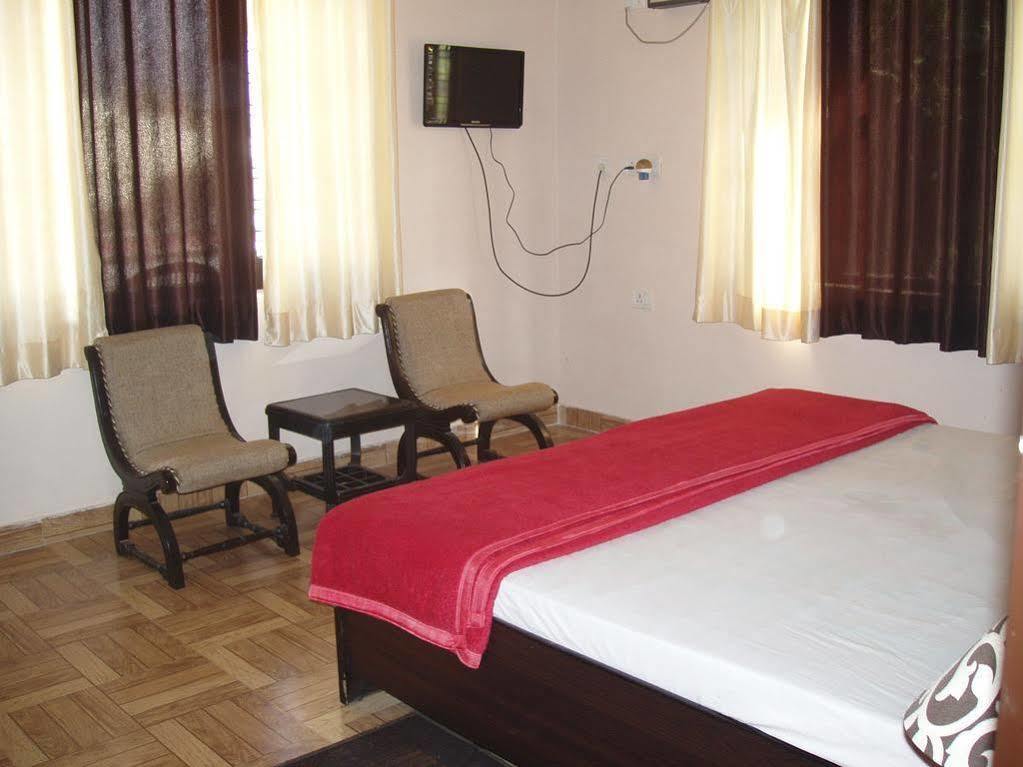 Amraai Homestay Rishikesh Exterior photo